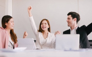 Tử vi thứ Tư (8/5/2019): Bạch Dương, hãy để mỗi ngày đi làm là một ngày vui!