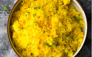 Cơm nhụy hoa nghệ tây: Món cơm vàng sang trọng 