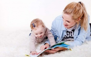 Muốn con ngoan hơn: Hãy đọc sách cùng con