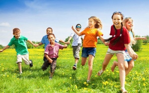 5 cách đơn giản để bảo vệ sức khỏe của trẻ trong mùa Hè