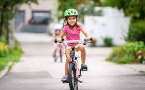 Nên cho trẻ đi xe đạp vì những lợi ích tuyệt vời này