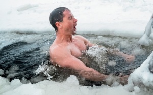 Lợi ích không ngờ từ việc tắm nước lạnh