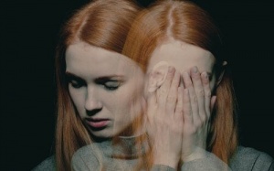 9 dấu hiệu cảnh báo bệnh tâm thần