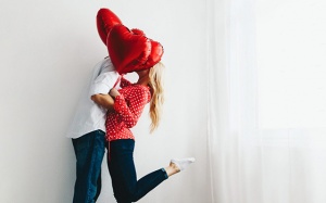 Tử vi thứ Ba (11/6/2019): Bảo Bình đang vô cùng hạnh phúc!