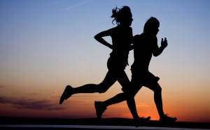 Khoa học giải thích nên tập thể dục vào buổi sáng hay chiều