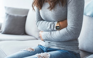 6 sai lầm khiến táo bón tồi tệ hơn