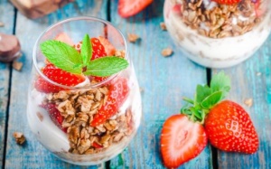 Cách hay để món sữa chua trở nên hấp dẫn hơn?