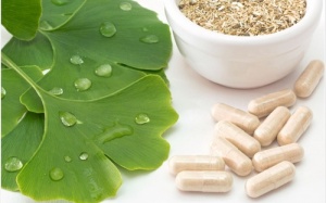 Có nên dùng ginkgo để giảm đau đầu khi bị động kinh? 