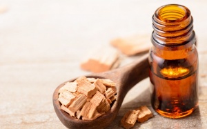 Giảm cân an toàn nhờ tinh dầu gỗ đàn hương