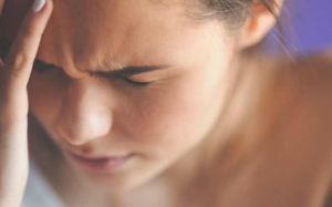 Đau đầu do nắng nóng mùa Hè: 7 cách ngăn chặn ngay