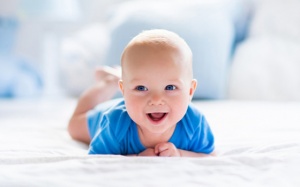 Giải mã ngôn ngữ cơ thể của trẻ để hiểu con