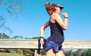 Phụ nữ mang thai chạy bộ nhẹ nhàng cần chú ý gì?