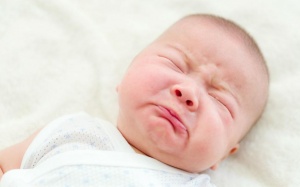 Dấu hiệu trẻ sơ sinh mắc hội chứng colic - cơn đau do co thắt