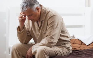 Mất ngủ làm trầm trọng thêm vấn đề nhận thức ở người bệnh Parkinson