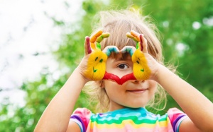 Tử vi thứ Hai (12/8/2019): Bạch Dương muốn có cuộc sống vui vẻ, tràn ngập sắc màu