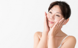 Hãy 'ăn' nhau thai cừu để có làn da mịn màng như da em bé!