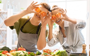 Tử vi thứ Sáu (16/8/2019): Muốn vui vẻ, Cự Giải hãy làm điều này