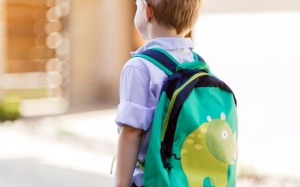 10 điều dạy con khi con đeo balo đi học