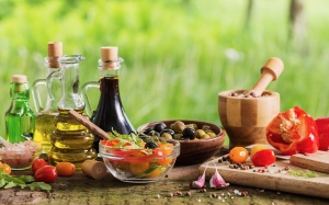 Vì sao người cao tuổi nên ăn chế độ ăn kiêng Địa Trung Hải?