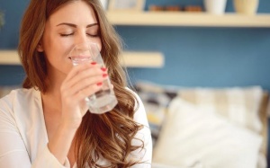Uống đủ nước có lợi cho sức khỏe như thế nào?