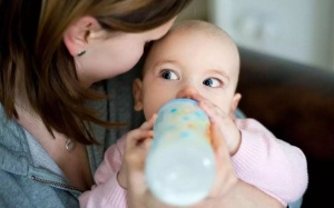 Trẻ bị dị ứng với sữa đậu nành và sữa bò thì có uống được sữa dê? 