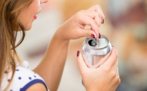 Những nguy hiểm bạn chưa biết về nước tăng lực