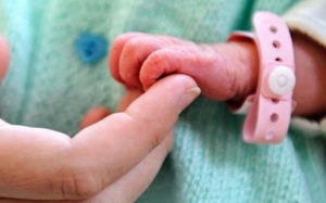 Cứ 11 giây có 1 bà mẹ hoặc trẻ sơ sinh tử vong vì tai biến sản khoa