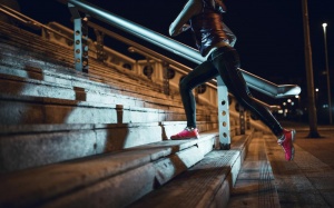 Video: Tập thể dục buổi tối có tốt hay không?