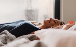 Tại sao ngủ đủ giấc giúp bạn thấy khỏe mạnh, yêu đời hơn?