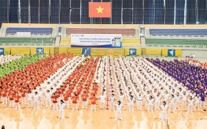 Vinamilk tổ chức nhiều hoạt động ý nghĩa cho người cao tuổi cả nước 