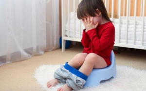 Nhiễm trùng đường tiết niệu ở trẻ: Triệu chứng và cách điều trị