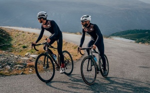 Đạp xe giúp bạn phát triển nhóm cơ nào?