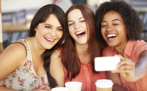 5 cách tăng dopamine tự nhiên giúp bạn vui vẻ, thoải mái cả ngày