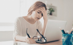 Nguyên nhân, dấu hiệu cảnh báo bạn đang mắc chứng mệt mỏi thượng thận 