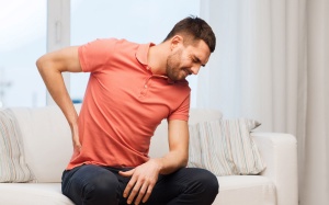 Sỏi thận có tự hết hay không, điều trị sỏi thận thế nào?