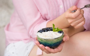 Chế độ ăn giàu chất xơ và sữa chua giúp giảm nguy cơ ung thư phổi