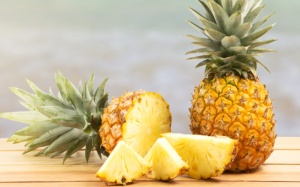 Tại sao người bệnh gout nên ăn dứa hàng ngày?