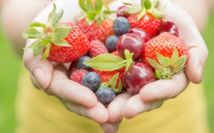 Ăn gì giảm nguy cơ suy thận sau phẫu thuật cắt bướu thận?