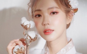 Làn da có thực sự cần kem dưỡng và thực phẩm bổ sung collagen?