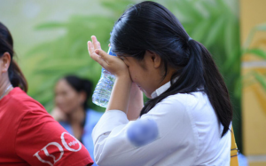 Cách nhận biết con bị vắt kiệt sức vì học hành