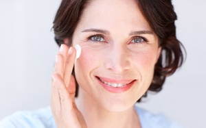 Cách chăm sóc da khi bị biến chứng đái tháo đường