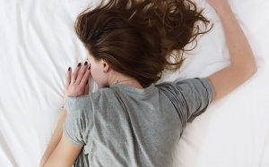 Ngủ quá nhiều có tác hại gì đối với sức khỏe?