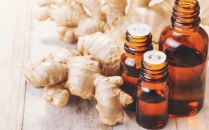 Cách dùng tinh dầu gừng để cải thiện sức khỏe trong mùa Đông này