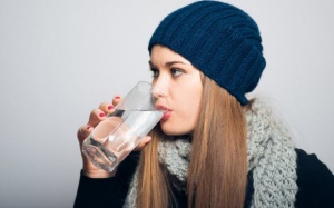 Ăn gì để tránh mất nước vào mùa đông?