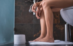 Đi tiểu sau khi quan hệ giúp phòng ngừa nhiễm trùng đường tiết niệu?