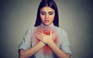 8 nguyên nhân khiến bạn ho dai dẳng không dứt vào mùa Đông