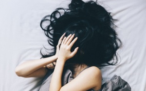 Căng thẳng, stress ảnh hưởng thế nào tới hormone giới tính?