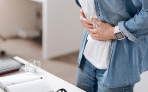 Sỏi bùn túi mật 32mm, thành túi mật dày 3mm chữa thế nào?