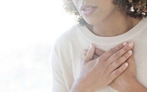 5 cách giảm đau do rối loạn nhịp tim nhanh 