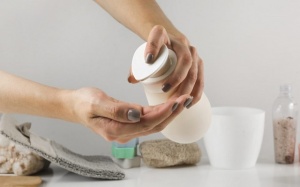 Chuyên gia hướng dẫn cách lựa chọn nước rửa tay tốt, an toàn trong mùa dịch